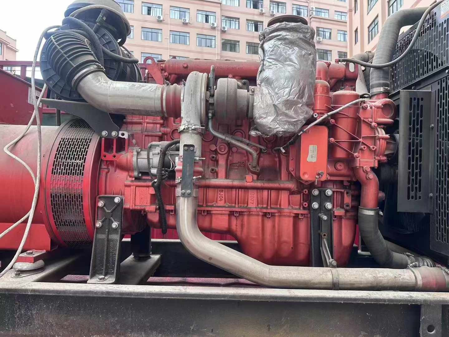 广宁如何选择适合 600kW 柴油发电机组的过载保护器？